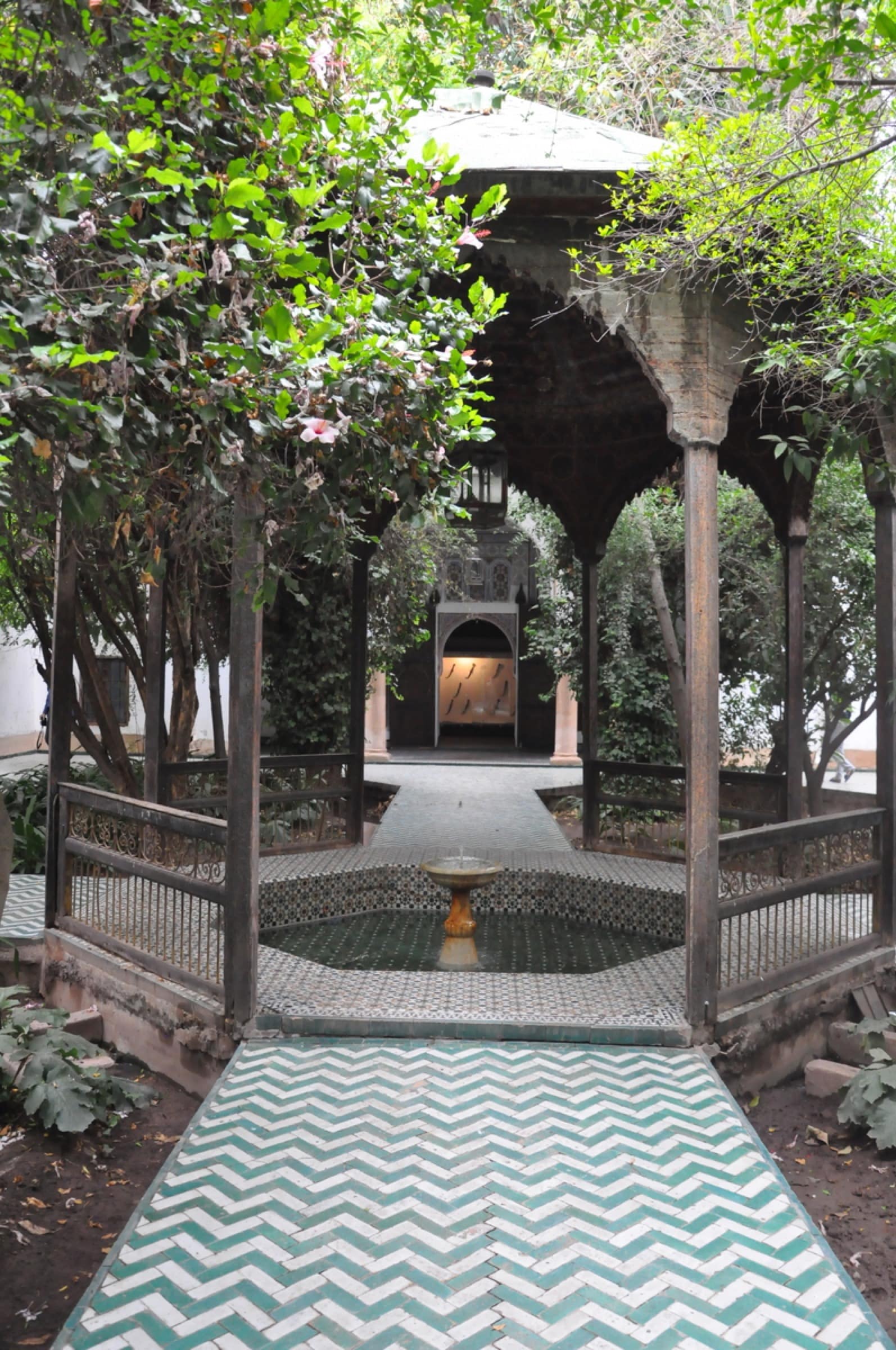 La cour-jardin