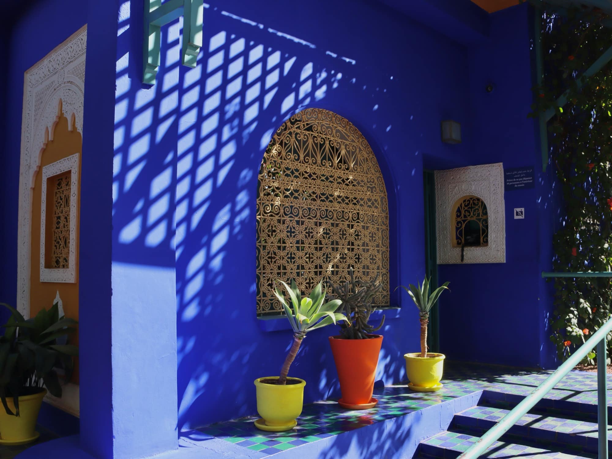 La villa bleue et le bleu Majorelle