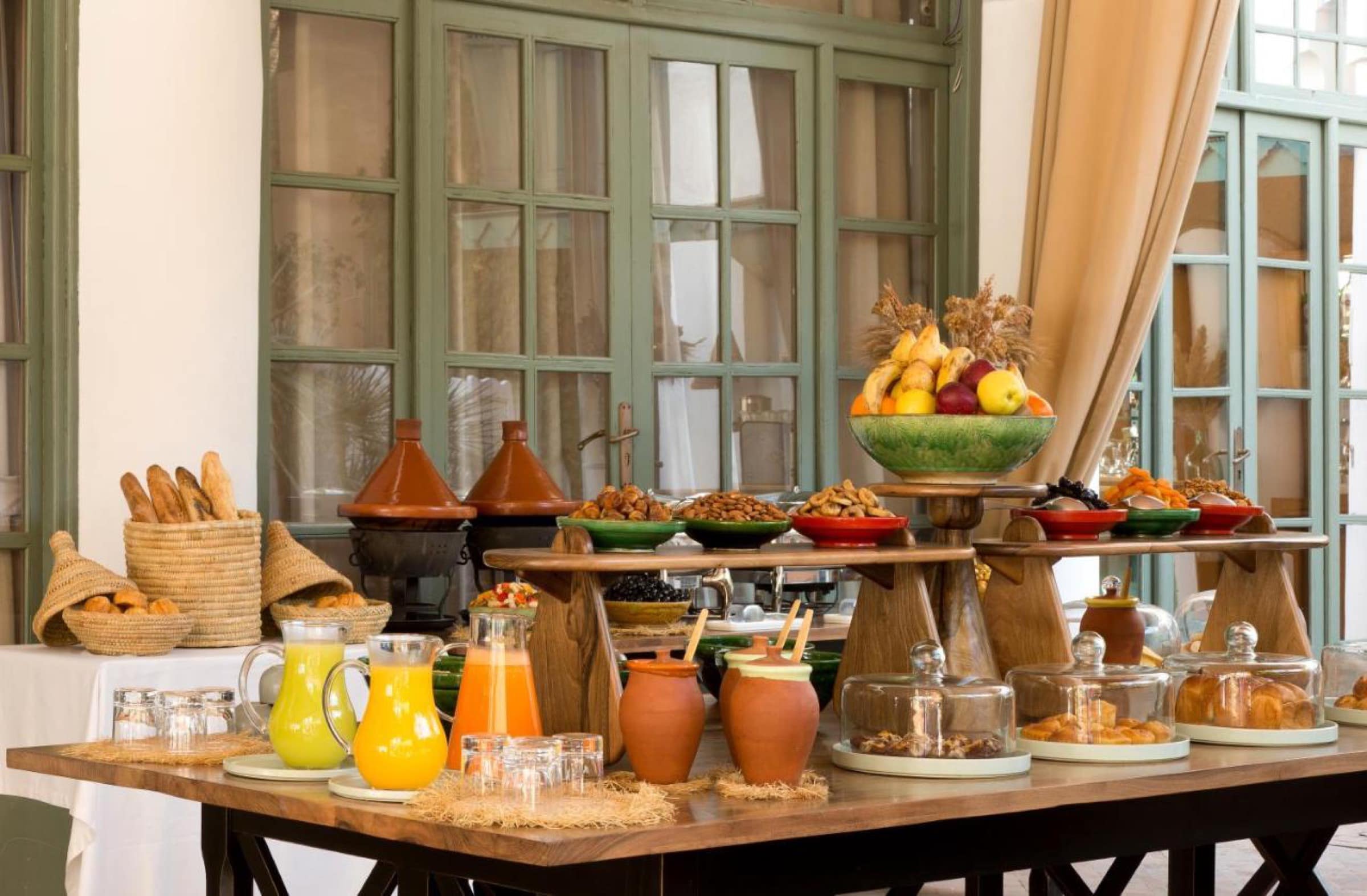 Le petit-déjeuner marocain, servi près du jardin