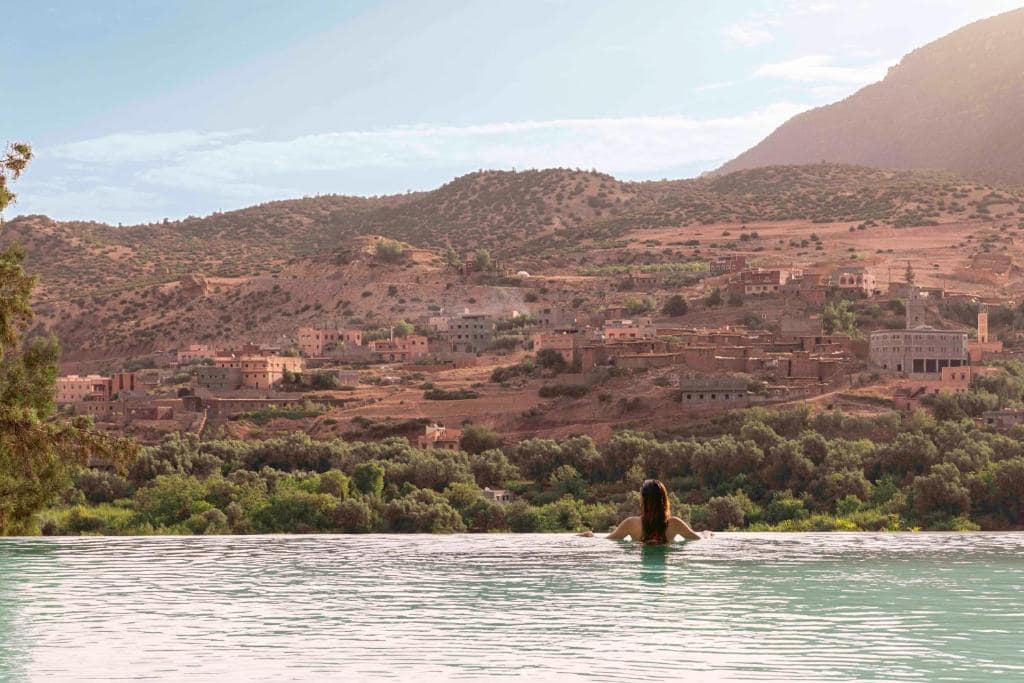 Le débordement face au village berbère et à la vallée
