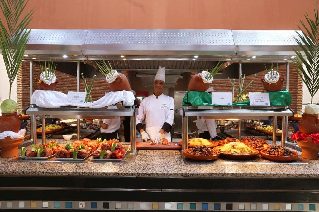 Le buffet, show-cooking au dîner